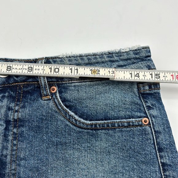 H & M Blue Denim Frayed Hem Women's Festival Shorts high waisted size 10 (A47) - Picture 5 of 8